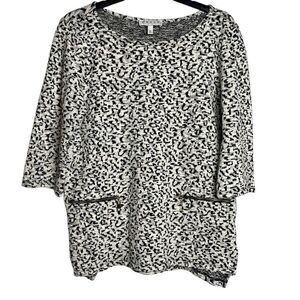 Chaus New York Black White Front Zip Pocket  Sweater Large